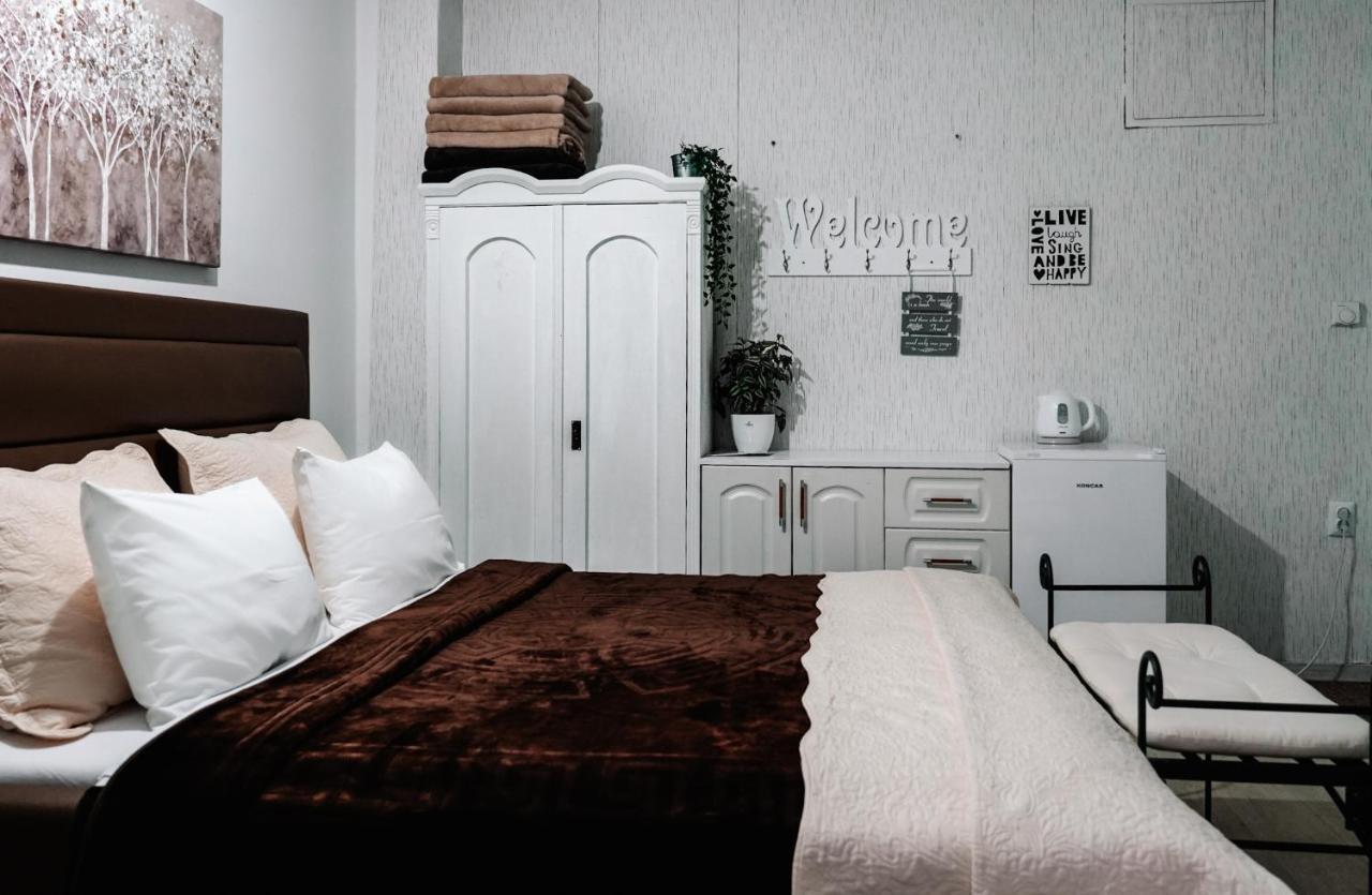 Guesthouse Coco สลาวอนสกีบรอด ภายนอก รูปภาพ