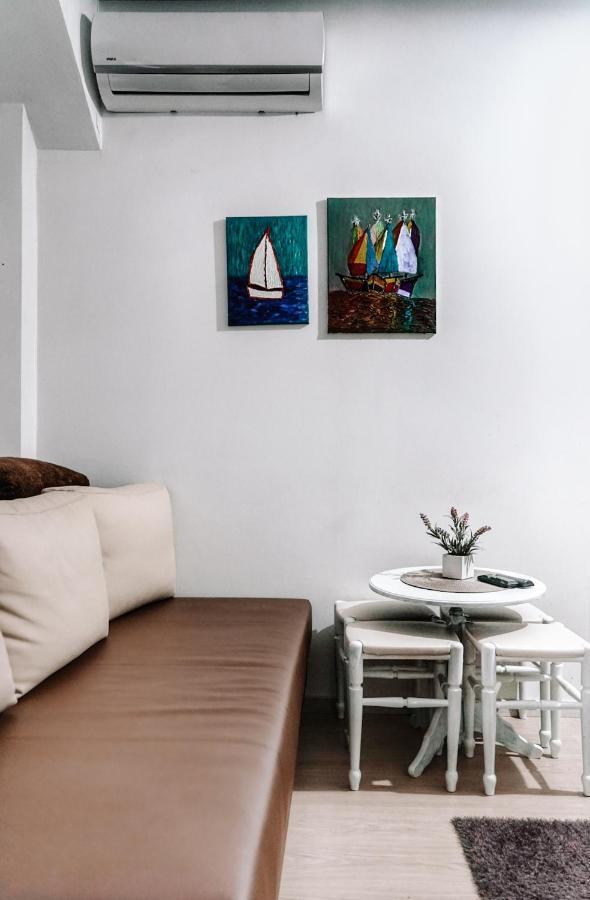 Guesthouse Coco สลาวอนสกีบรอด ภายนอก รูปภาพ